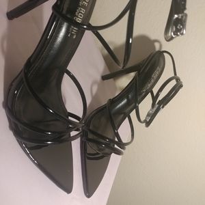 💔 SOLD Sorry, this item was SOLD. Strappy Ankle Heels, Size 9
